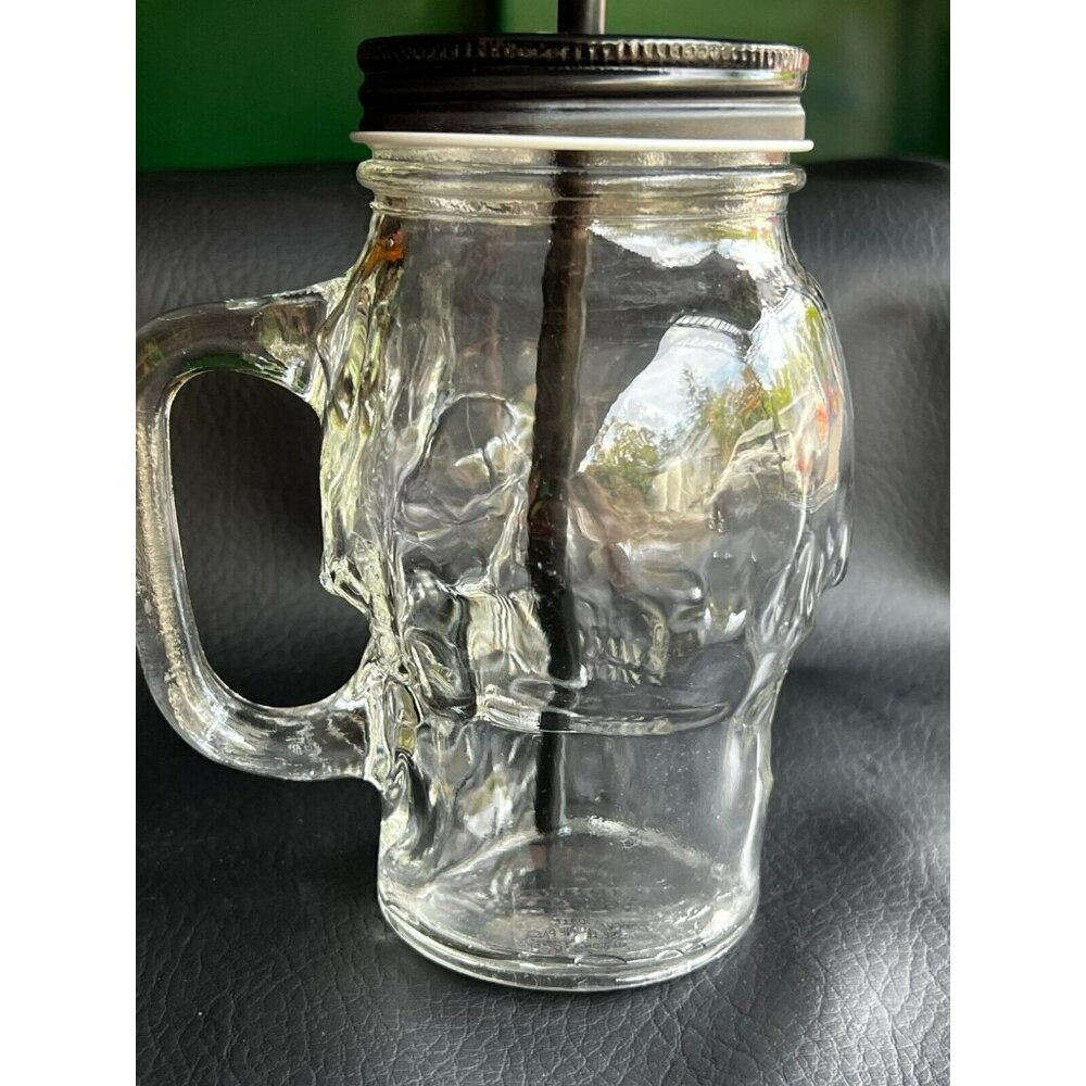 Pottery Barn Skull Glass Mugs Halloween 15 Ounce‎ Lid & Straw ~ To Go - Picture 5 of 9
